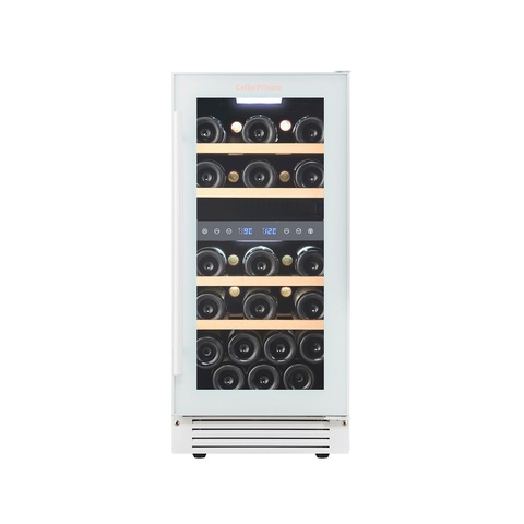 large_CP027-2TW_front_door_closed_with_bottles