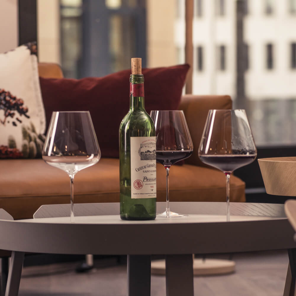 Sophienwald_web_Rotwein_CRU_szeneRo8UbpI59EOGw (1)