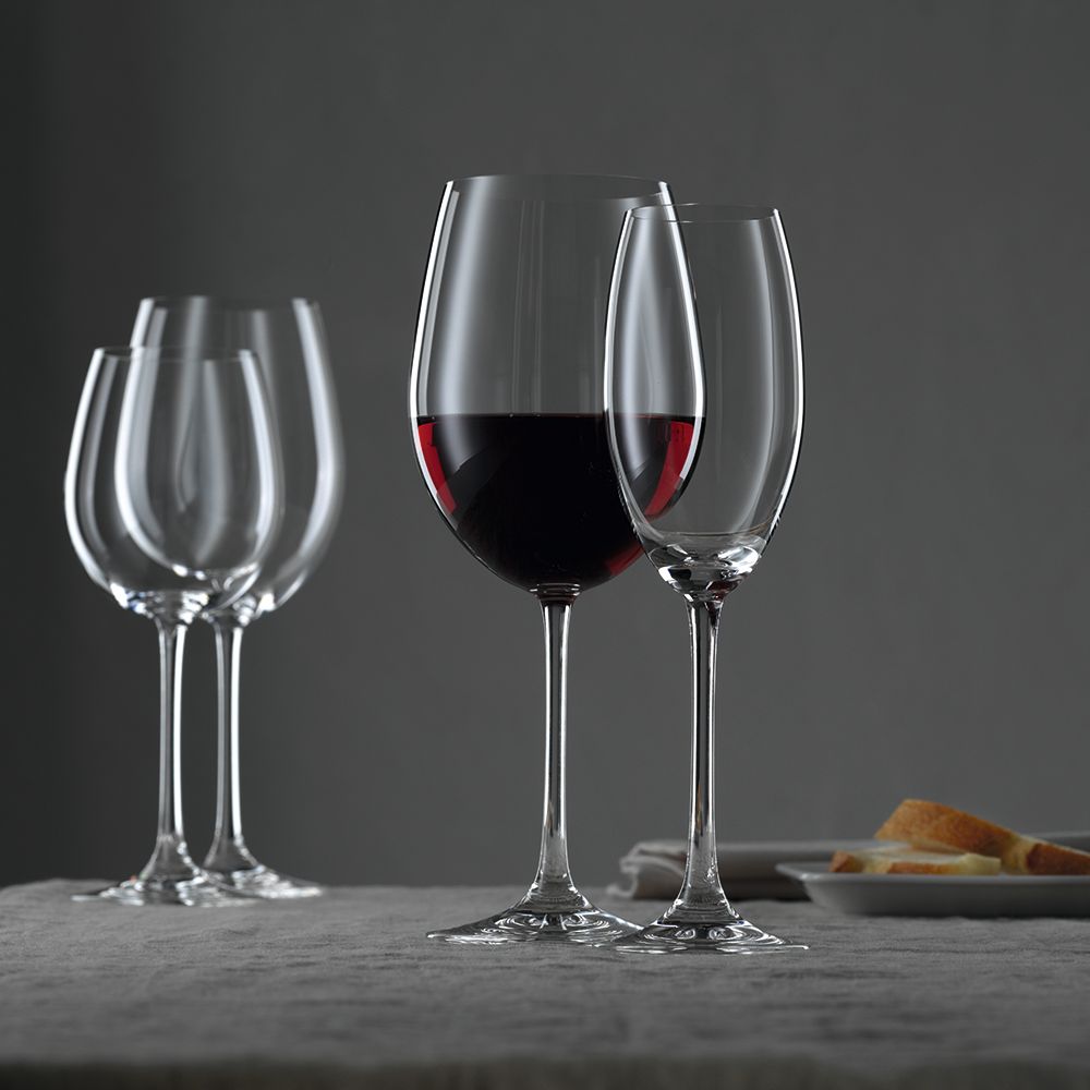 00784350072644572894