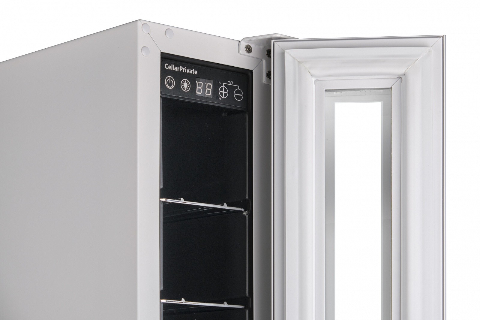 Cellar Private CP007W